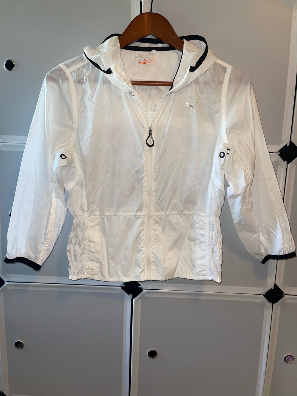 Puma White Hooded Windbreaker 3/4 length sleeves